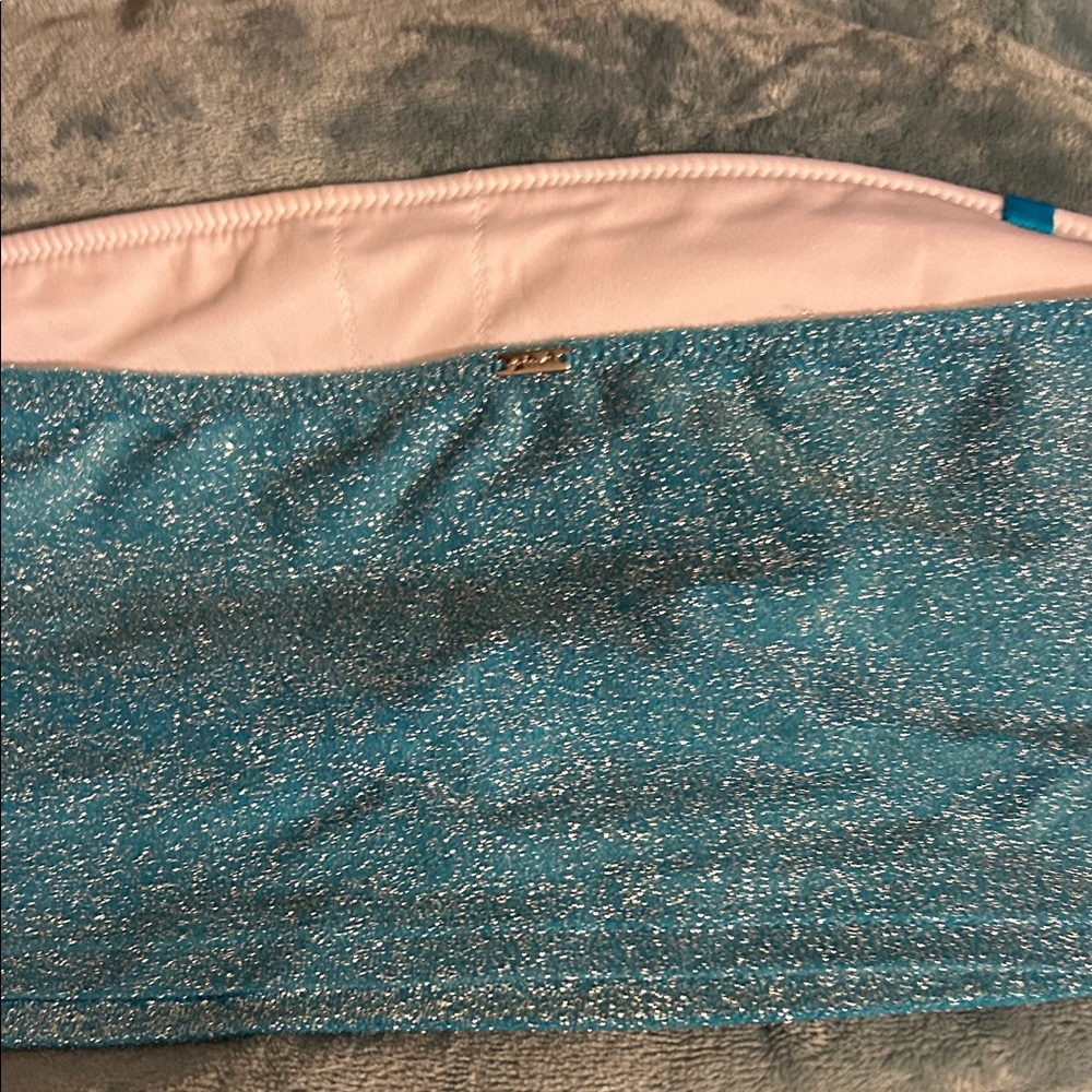 Victoria's Secret Shimmering Teal Bikini Top size large - Picture 7 of 8